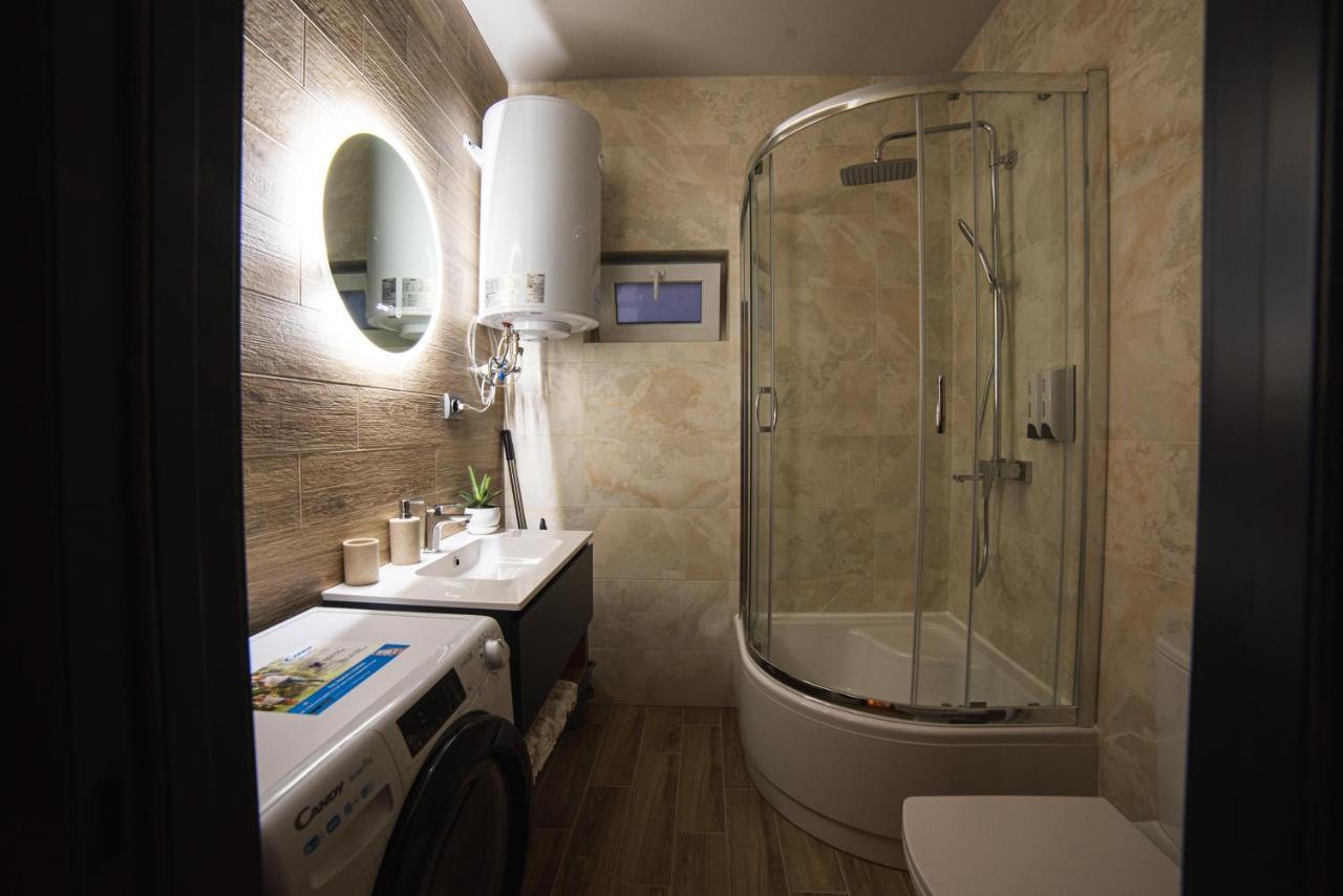 Luxury Apartments Petofi Uzjhorod Eksteriør billede